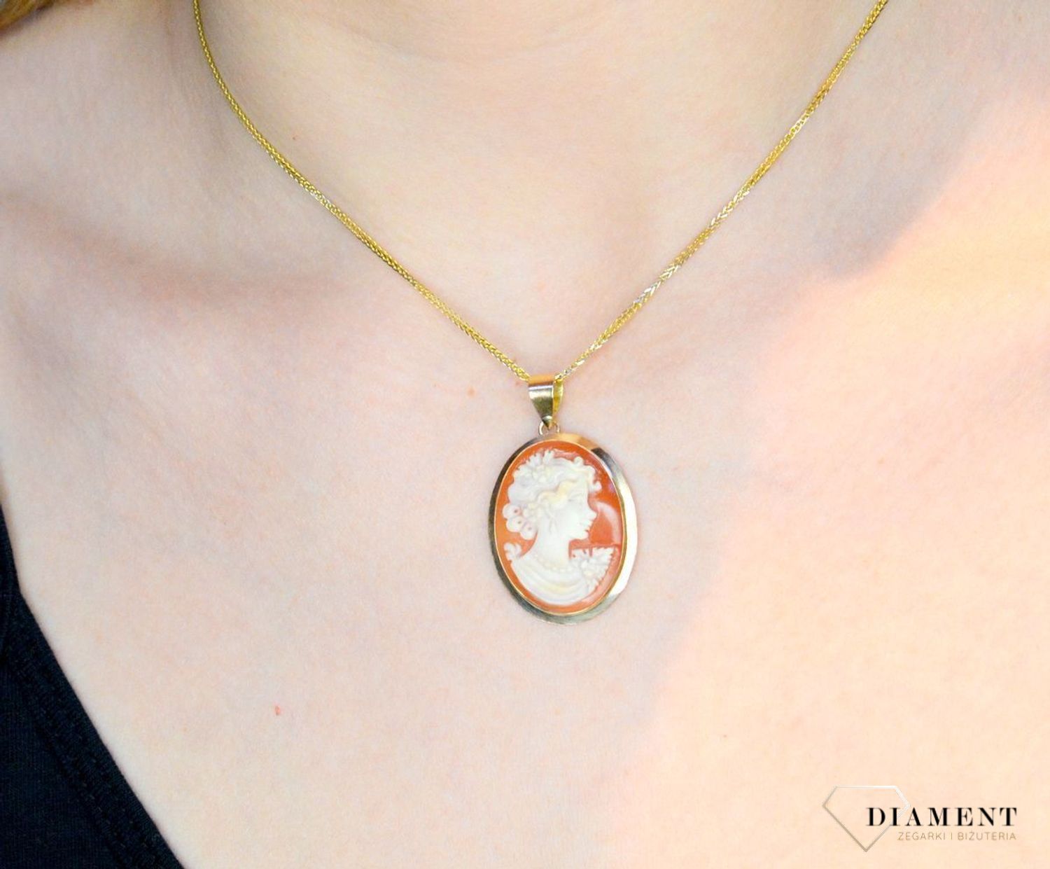 Złota zawieszka 585 Pani Walewska ZA 5028F.jpg